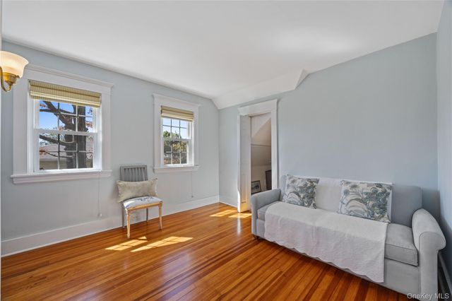 33 Cassilis Avenue, Bronxville, NY 10708