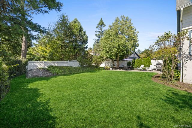 33 Cassilis Avenue, Bronxville, NY 10708