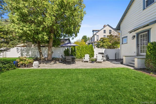 33 Cassilis Avenue, Bronxville, NY 10708