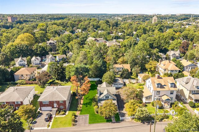 33 Cassilis Avenue, Bronxville, NY 10708