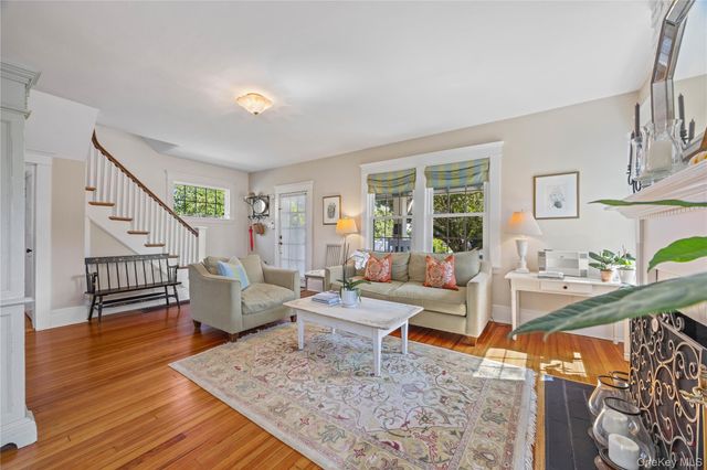 33 Cassilis Avenue, Bronxville, NY 10708