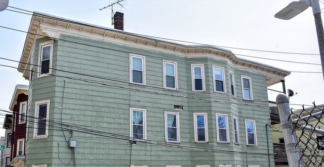 90 Fisher Ave. 2, Boston, MA 02120