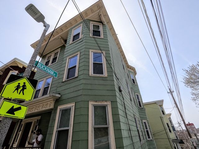 90 Fisher Ave. 2, Boston, MA 02120