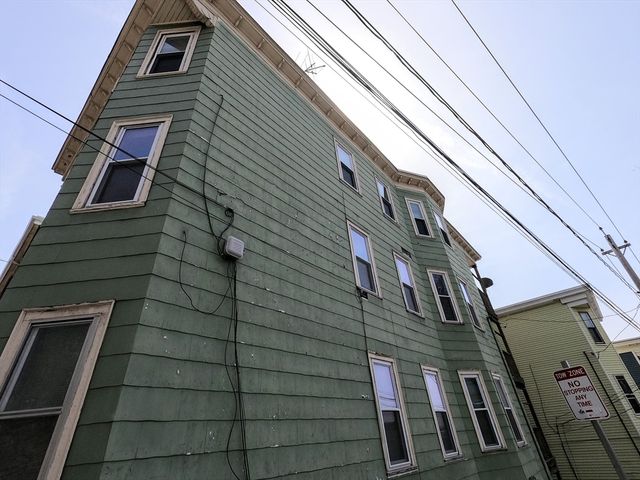 90 Fisher Ave. 2, Boston, MA 02120