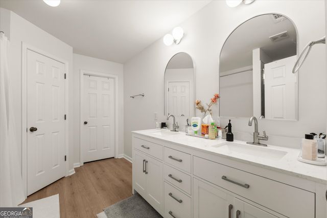 4356 Grove Field Court, Suwanee, GA 30024