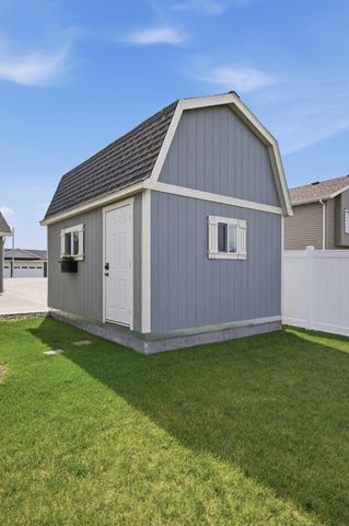 4419 17th Street S, Moorhead, MN 56560