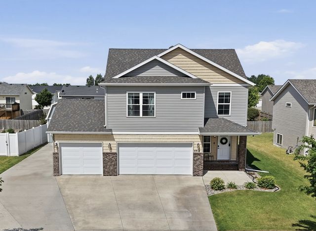 4419 17th Street S, Moorhead, MN 56560