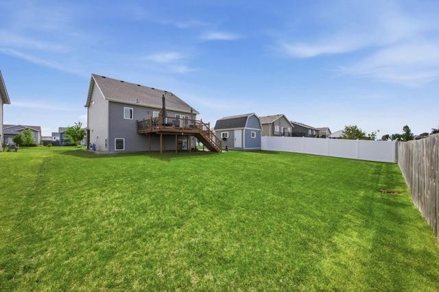 4419 17th Street S, Moorhead, MN 56560