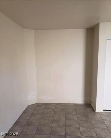 6132 Peggotty Avenue, Las Vegas, NV 89130