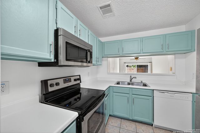 7880 Micron Dr Apt 3604, San Antonio, TX 78251