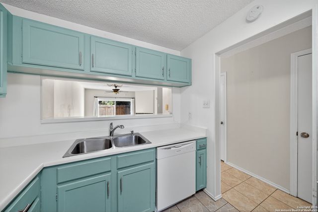 7880 Micron Dr Apt 3604, San Antonio, TX 78251