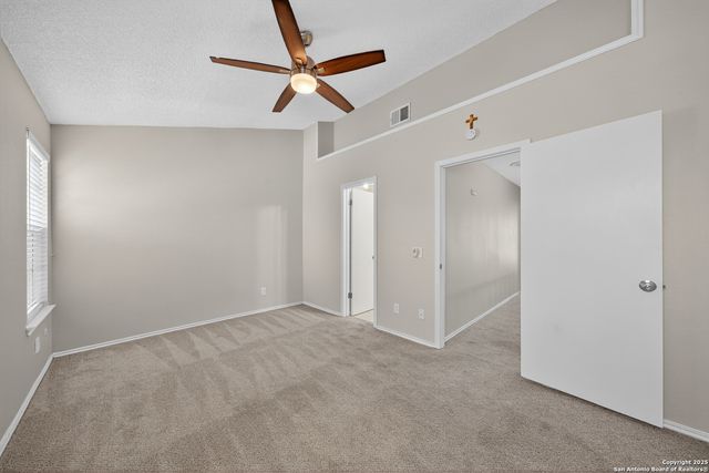 7880 Micron Dr Apt 3604, San Antonio, TX 78251