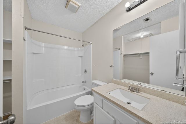 7880 Micron Dr Apt 3604, San Antonio, TX 78251