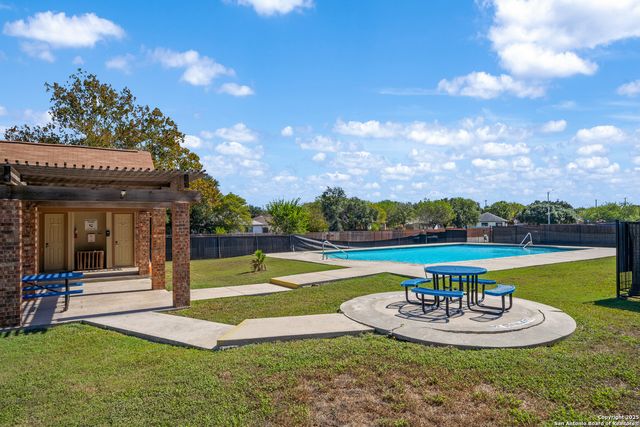 7880 Micron Dr Apt 3604, San Antonio, TX 78251