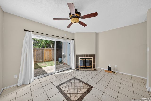 7880 Micron Dr Apt 3604, San Antonio, TX 78251