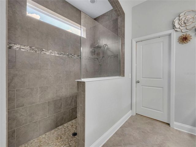 17146 GATHERING PLACE CIRCLE, Clermont, FL 34711