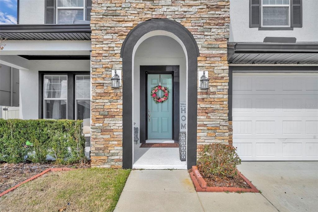 Image 2 of property listing at 17146 GATHERING PLACE CIRCLE, Clermont, FL 34711