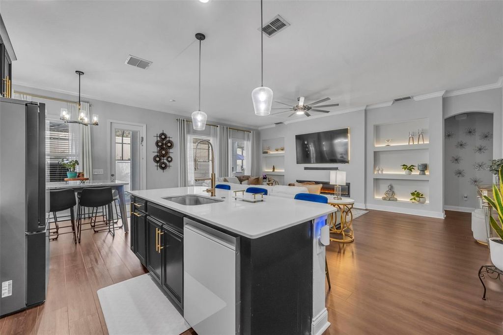 Image 18 of property listing at 17146 GATHERING PLACE CIRCLE, Clermont, FL 34711