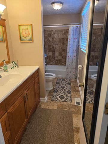 500 Laketower Drive 37, Lexington, KY 40502