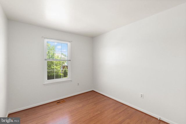 8940 QUAIL RUN DR, Perry Hall, MD 21128