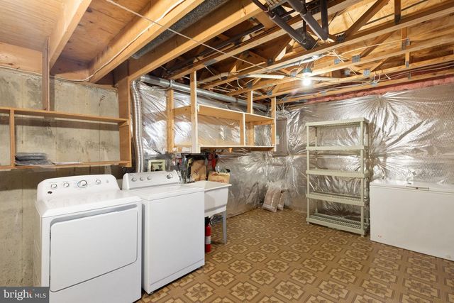 8940 QUAIL RUN DR, Perry Hall, MD 21128