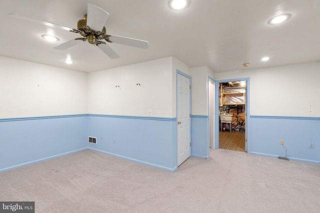 8940 QUAIL RUN DR, Perry Hall, MD 21128