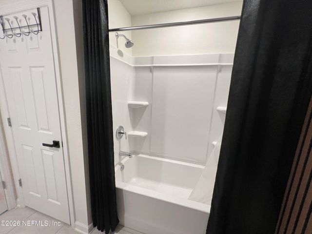 7223 HAWKES BEND STREET Street, Jacksonville, FL 32219