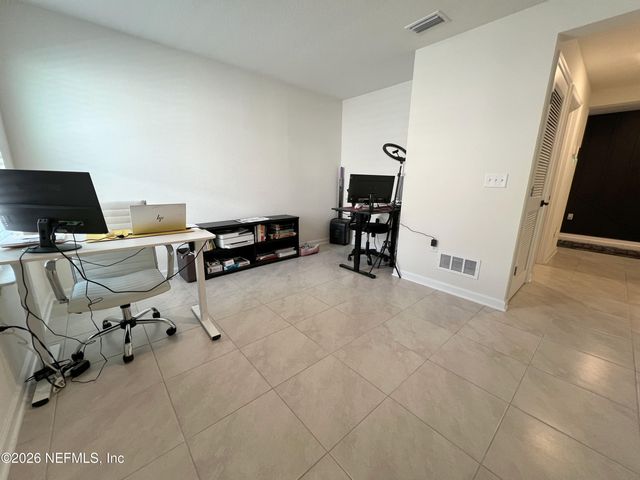 7223 HAWKES BEND STREET Street, Jacksonville, FL 32219