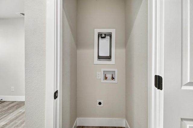 3140 S St, Sacramento, CA 95816