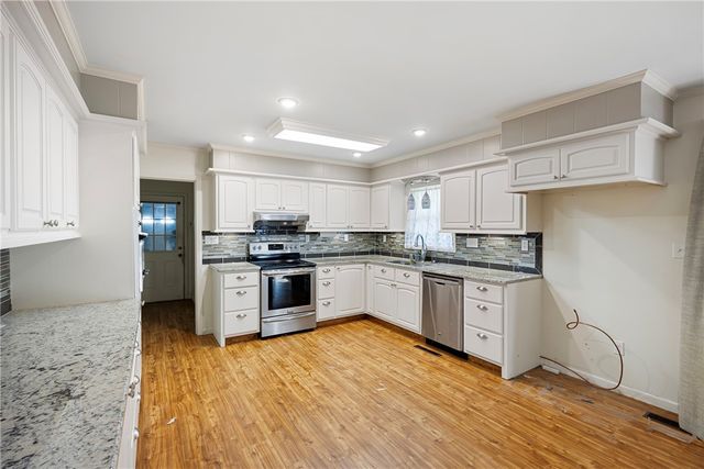 1809 Bradley Lane, Russellville, AR 72801