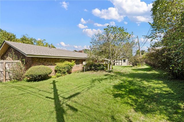 1809 Bradley Lane, Russellville, AR 72801