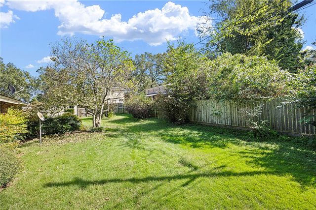 1809 Bradley Lane, Russellville, AR 72801