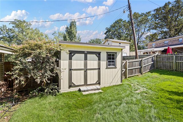 1809 Bradley Lane, Russellville, AR 72801