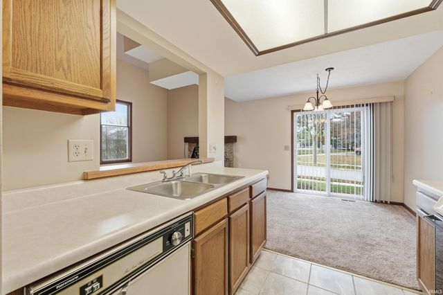 6126 Crofton Drive, Fort Wayne, IN 46835