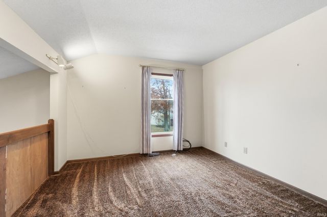 6126 Crofton Drive, Fort Wayne, IN 46835