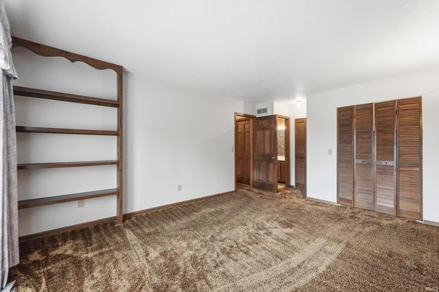 6126 Crofton Drive, Fort Wayne, IN 46835