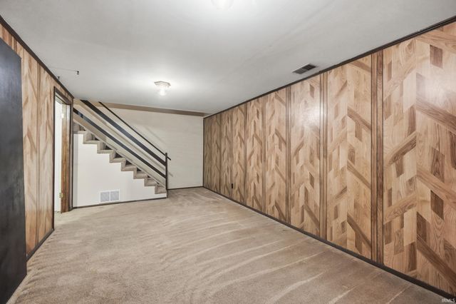 6126 Crofton Drive, Fort Wayne, IN 46835