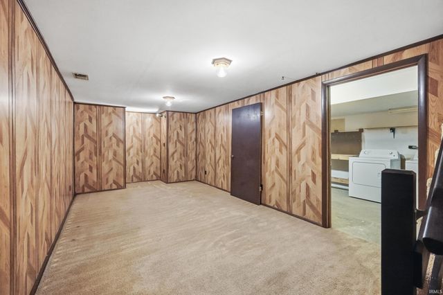 6126 Crofton Drive, Fort Wayne, IN 46835