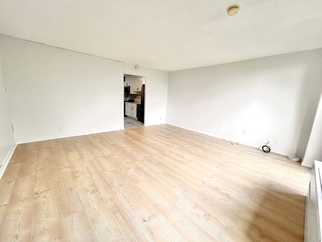 44 Washington St 713, Brookline, MA 02445