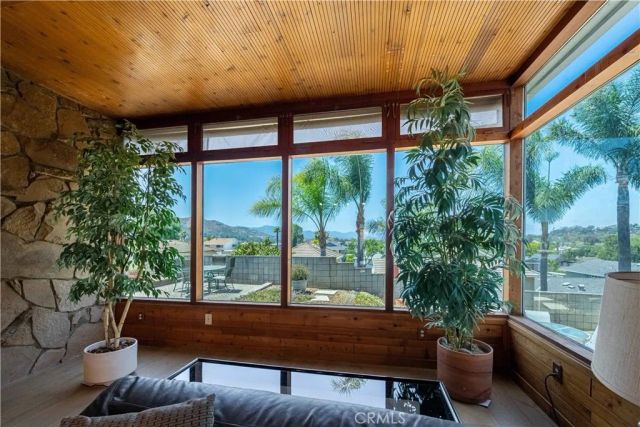 5629 Rainbow Crest Drive, Agoura Hills, CA 91301