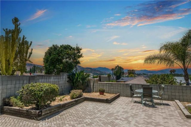 5629 Rainbow Crest Drive, Agoura Hills, CA 91301