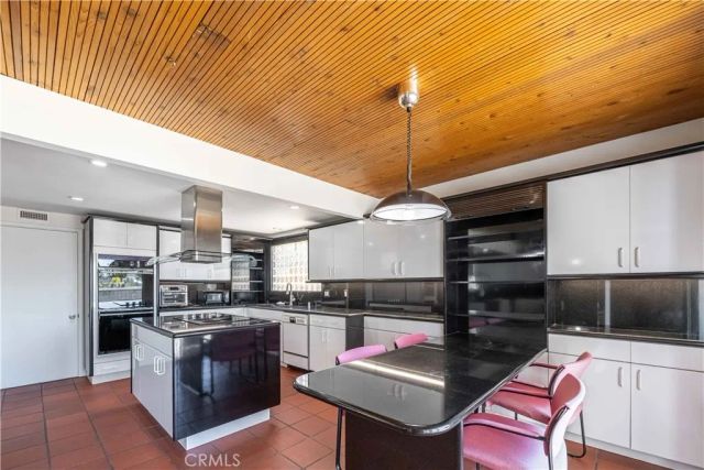 5629 Rainbow Crest Drive, Agoura Hills, CA 91301