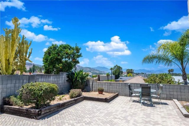 5629 Rainbow Crest Drive, Agoura Hills, CA 91301