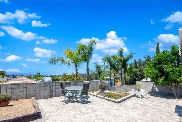 5629 Rainbow Crest Drive, Agoura Hills, CA 91301