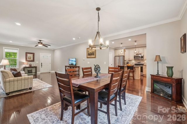 143 Fremont Loop, Mooresville, NC 28115