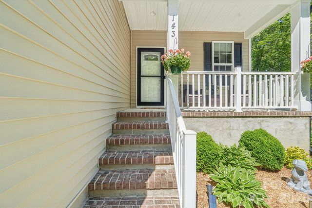 143 Fremont Loop, Mooresville, NC 28115