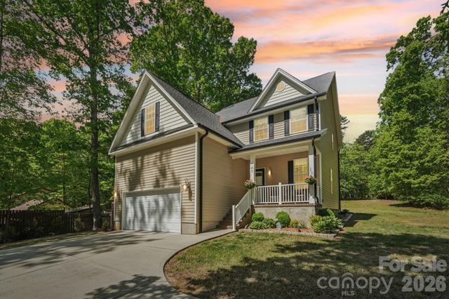 143 Fremont Loop, Mooresville, NC 28115