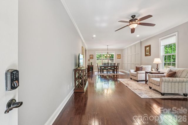 143 Fremont Loop, Mooresville, NC 28115