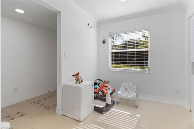 1392 Churchill Cir Apt 103, Naples, FL 34116