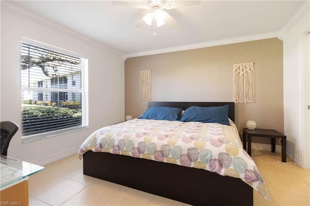 1392 Churchill Cir Apt 103, Naples, FL 34116